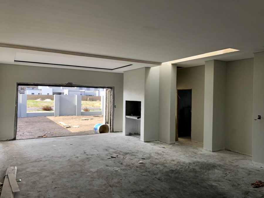 4 Bedroom Property for Sale in Sandown Western Cape